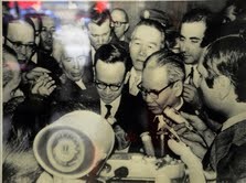 Khai mạc triển lãm kỷ niệm 40 năm ngày ký hiệp định Paris - ảnh 6